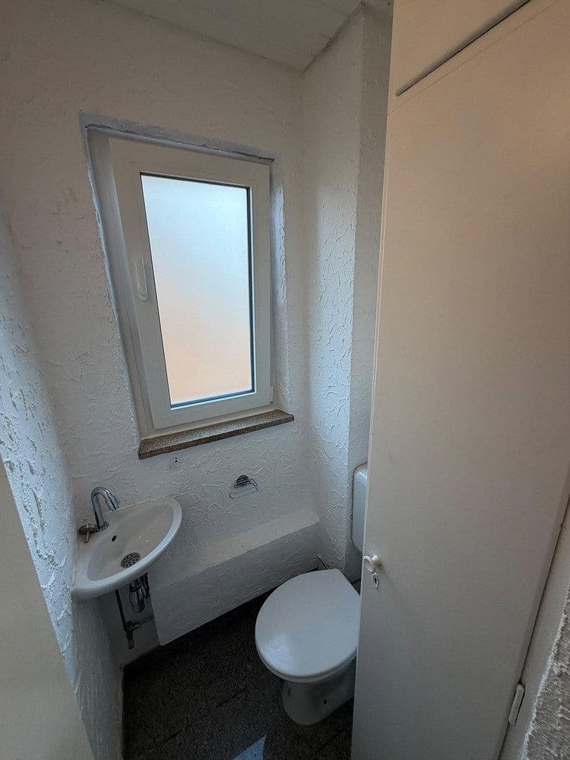 Prenájom bytu 2-izbový 50 m², Südstraße 156, Heilbronn, Bádensko-Wurttembersko Prenájom bytu 2-izbový 50 m², Südstraße 156, Heilbronn, Bádensko-Wurttembersko