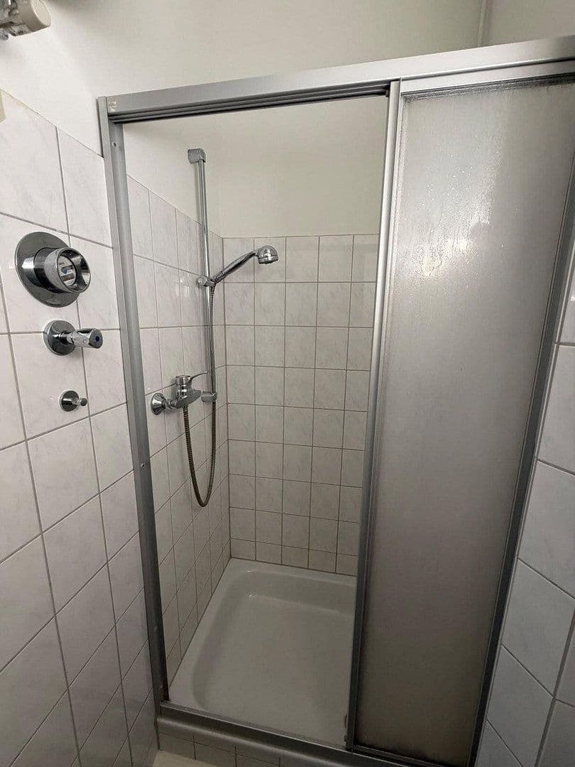 Prenájom bytu 2-izbový 50 m², Südstraße 156, Heilbronn, Bádensko-Wurttembersko Prenájom bytu 2-izbový 50 m², Südstraße 156, Heilbronn, Bádensko-Wurttembersko
