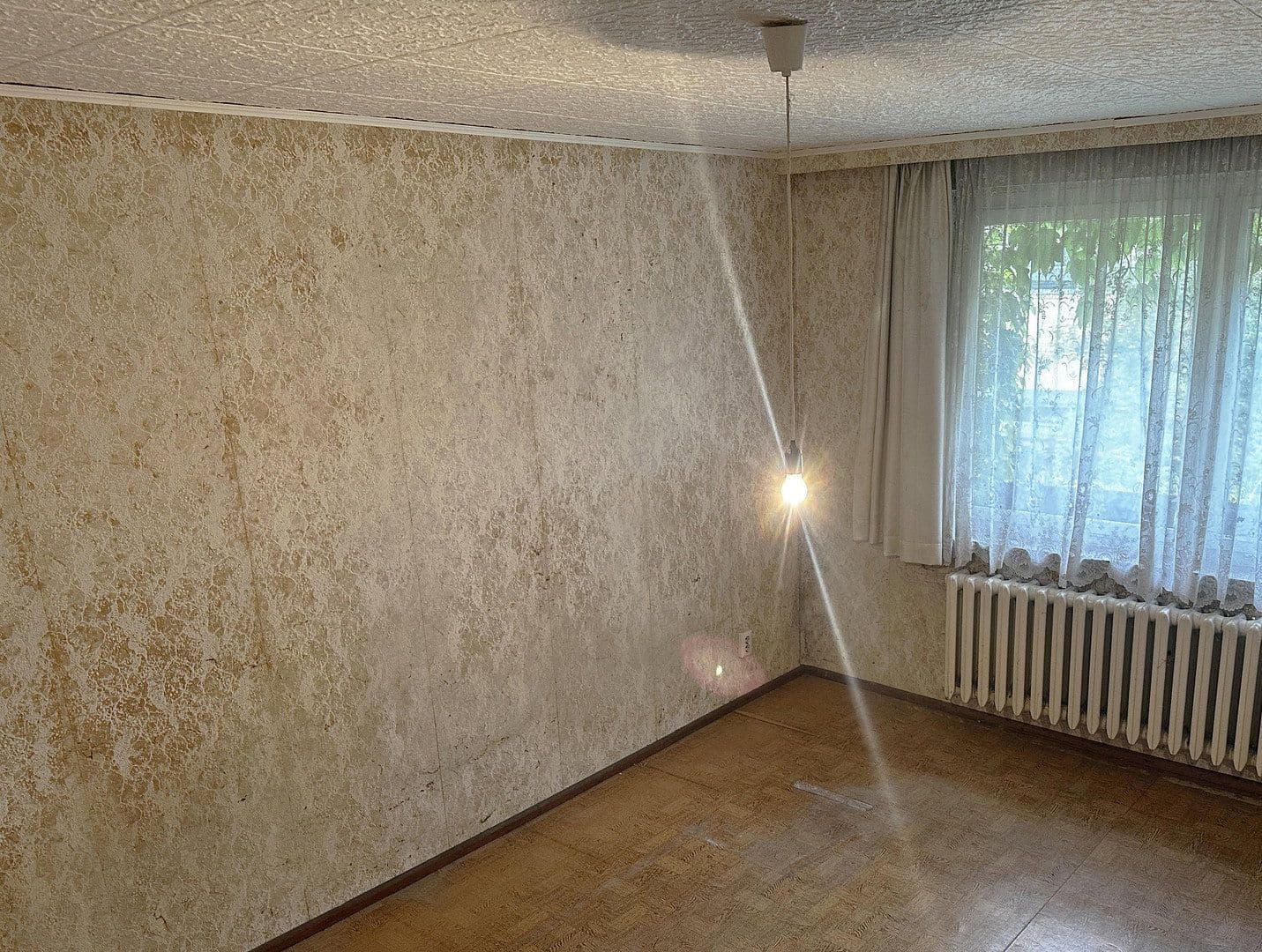 Predaj domu 152 m², pozemok 617 m², Dessau-Ziebigk, Sasko-Anhaltsko Predaj domu 152 m², pozemok 617 m², Dessau-Ziebigk, Sasko-Anhaltsko