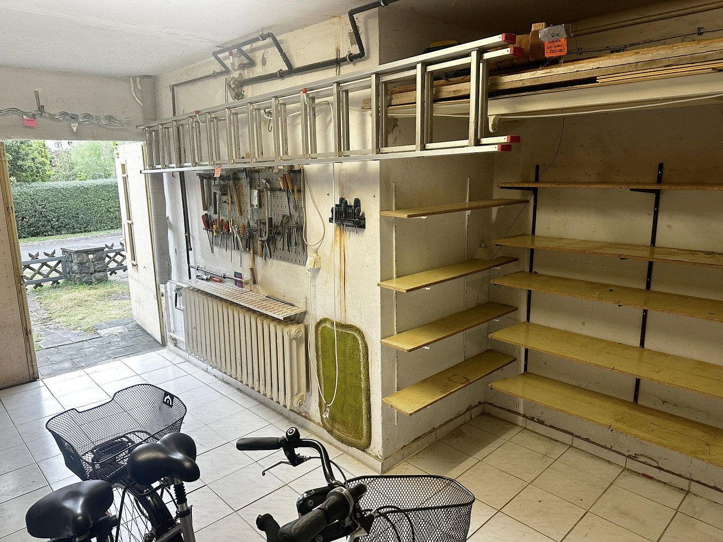 Predaj domu 152 m², pozemok 617 m², Dessau-Ziebigk, Sasko-Anhaltsko Predaj domu 152 m², pozemok 617 m², Dessau-Ziebigk, Sasko-Anhaltsko