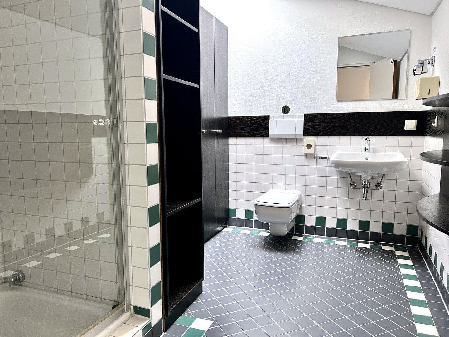 Prenájom kancelárie 170 m², Nürnberger Str. 2a-4, Hanau, Hesensko Prenájom kancelárie 170 m², Nürnberger Str. 2a-4, Hanau, Hesensko