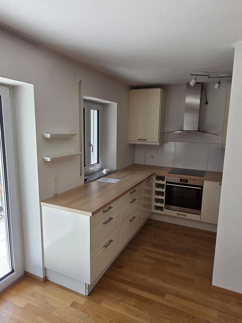 Predaj bytu 4-izbový 90 m², Augsburg, Bavorsko Predaj bytu 4-izbový 90 m², Augsburg, Bavorsko