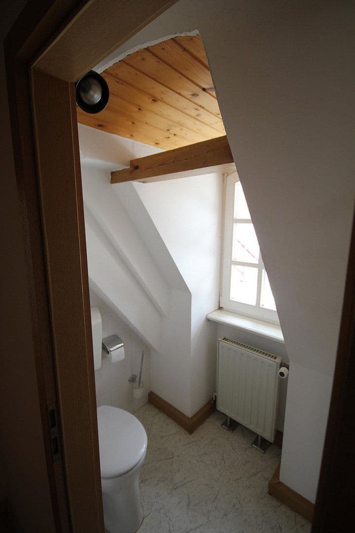 Prenájom bytu 4-izbový 102 m², Grimma, Sasko Prenájom bytu 4-izbový 102 m², Grimma, Sasko