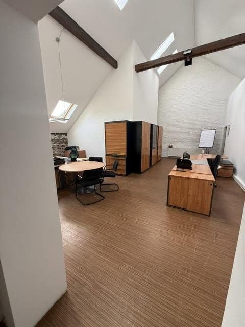 Prenájom kancelárie 130 m², Oberbenrader Straße 51, Krefeld, Severné Porýnie - Westfálsko Prenájom kancelárie 130 m², Oberbenrader Straße 51, Krefeld, Severné Porýnie - Westfálsko