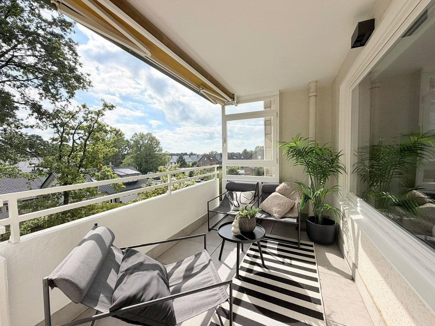 Predaj bytu 4-izbový 102 m², Max-Planck-Str. 14, Bielefeld, Severné Porýnie - Westfálsko Predaj bytu 4-izbový 102 m², Max-Planck-Str. 14, Bielefeld, Severné Porýnie - Westfálsko