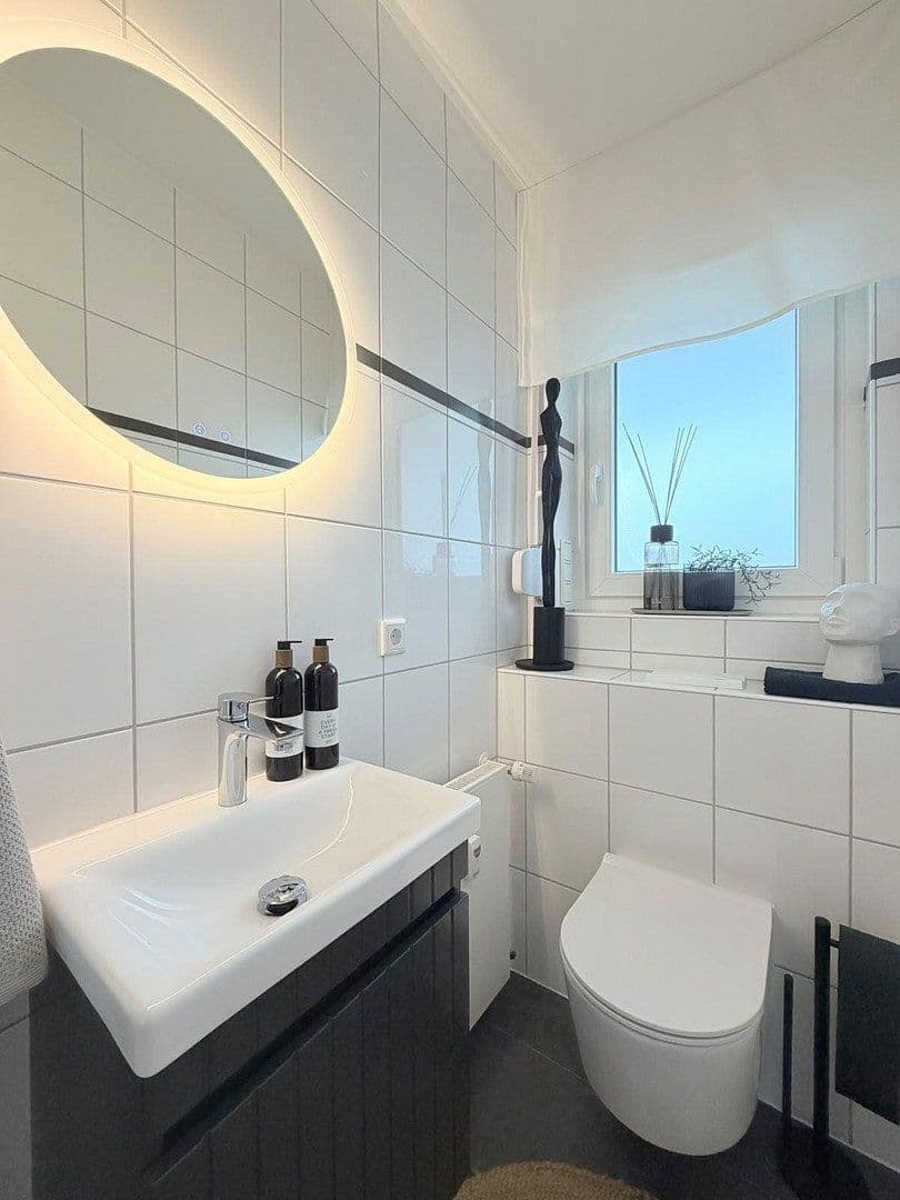 Predaj bytu 4-izbový 102 m², Max-Planck-Str. 14, Bielefeld, Severné Porýnie - Westfálsko Predaj bytu 4-izbový 102 m², Max-Planck-Str. 14, Bielefeld, Severné Porýnie - Westfálsko
