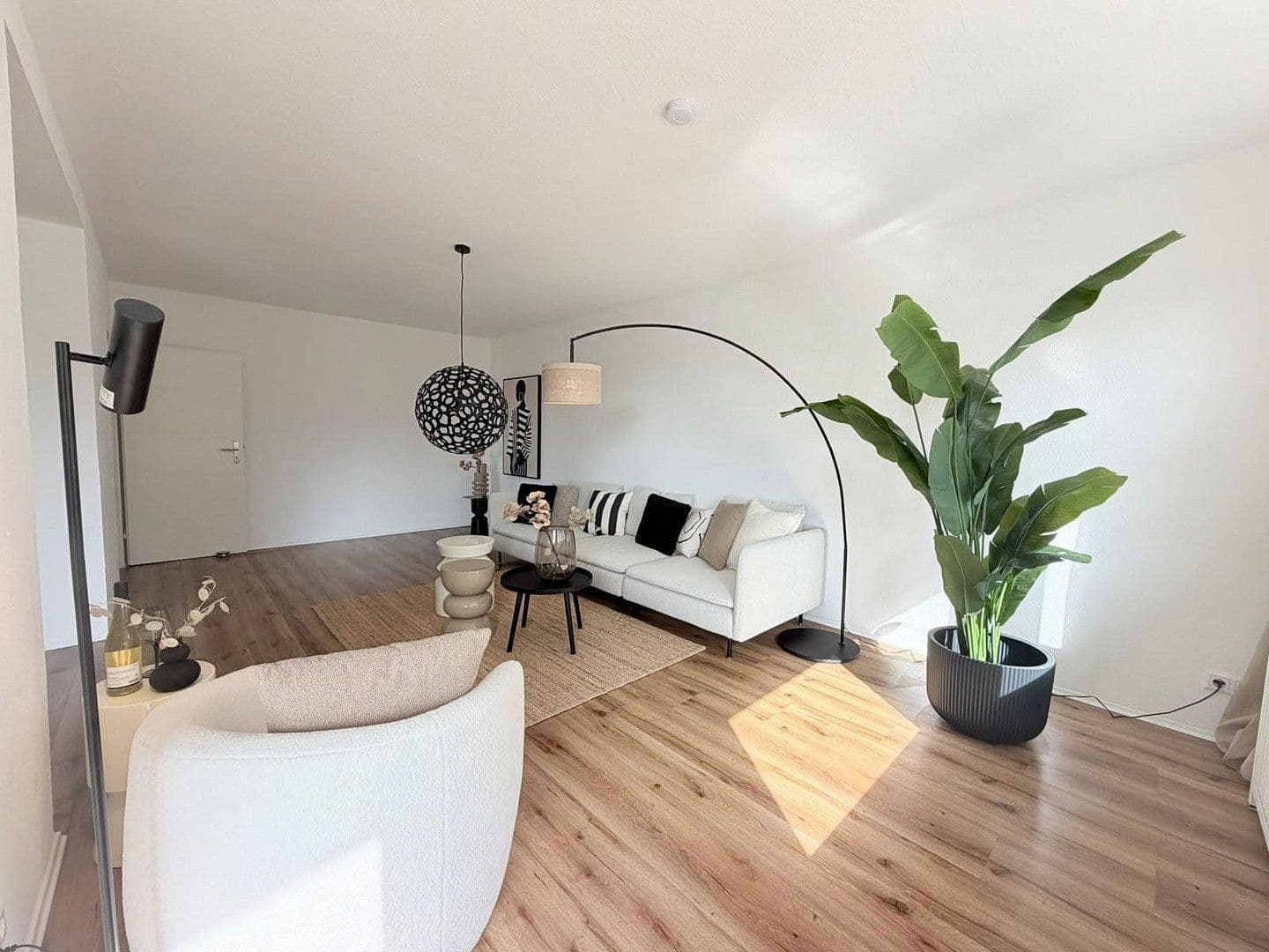 Predaj bytu 4-izbový 102 m², Max-Planck-Str. 14, Bielefeld, Severné Porýnie - Westfálsko Predaj bytu 4-izbový 102 m², Max-Planck-Str. 14, Bielefeld, Severné Porýnie - Westfálsko