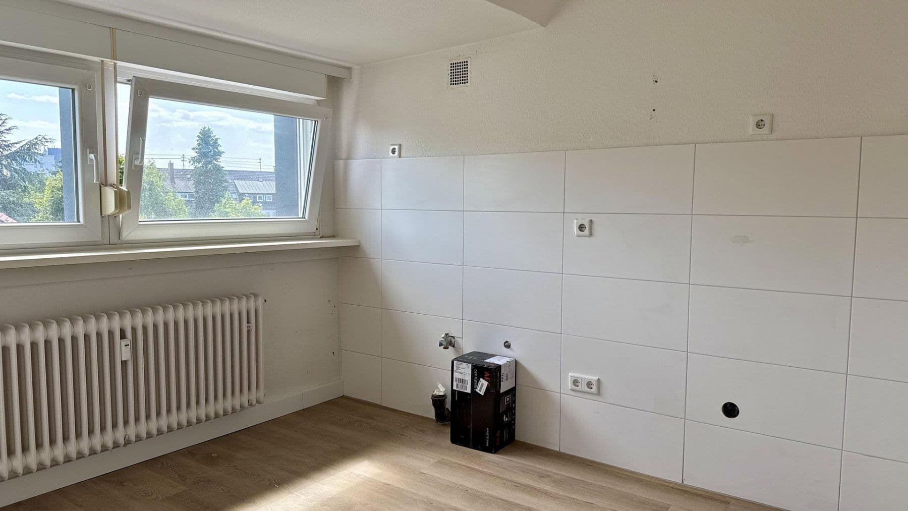 Prenájom bytu 4-izbový 85 m², Sudetenstraße 6, Karlsruhe, Bádensko-Wurttembersko Prenájom bytu 4-izbový 85 m², Sudetenstraße 6, Karlsruhe, Bádensko-Wurttembersko