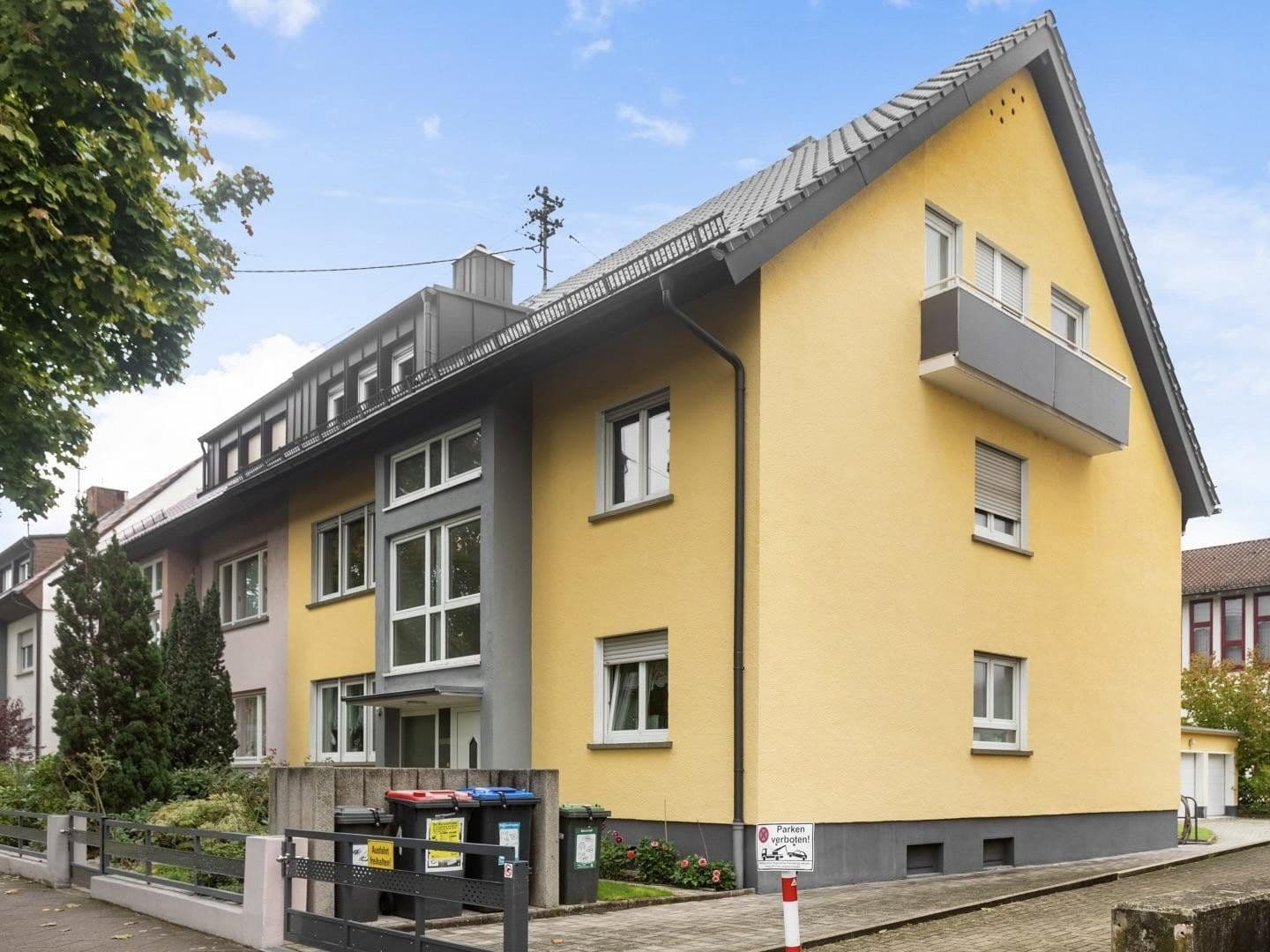 Prenájom bytu 2-izbový 95 m², Karlsruhe, Bádensko-Wurttembersko Prenájom bytu 2-izbový 95 m², Karlsruhe, Bádensko-Wurttembersko
