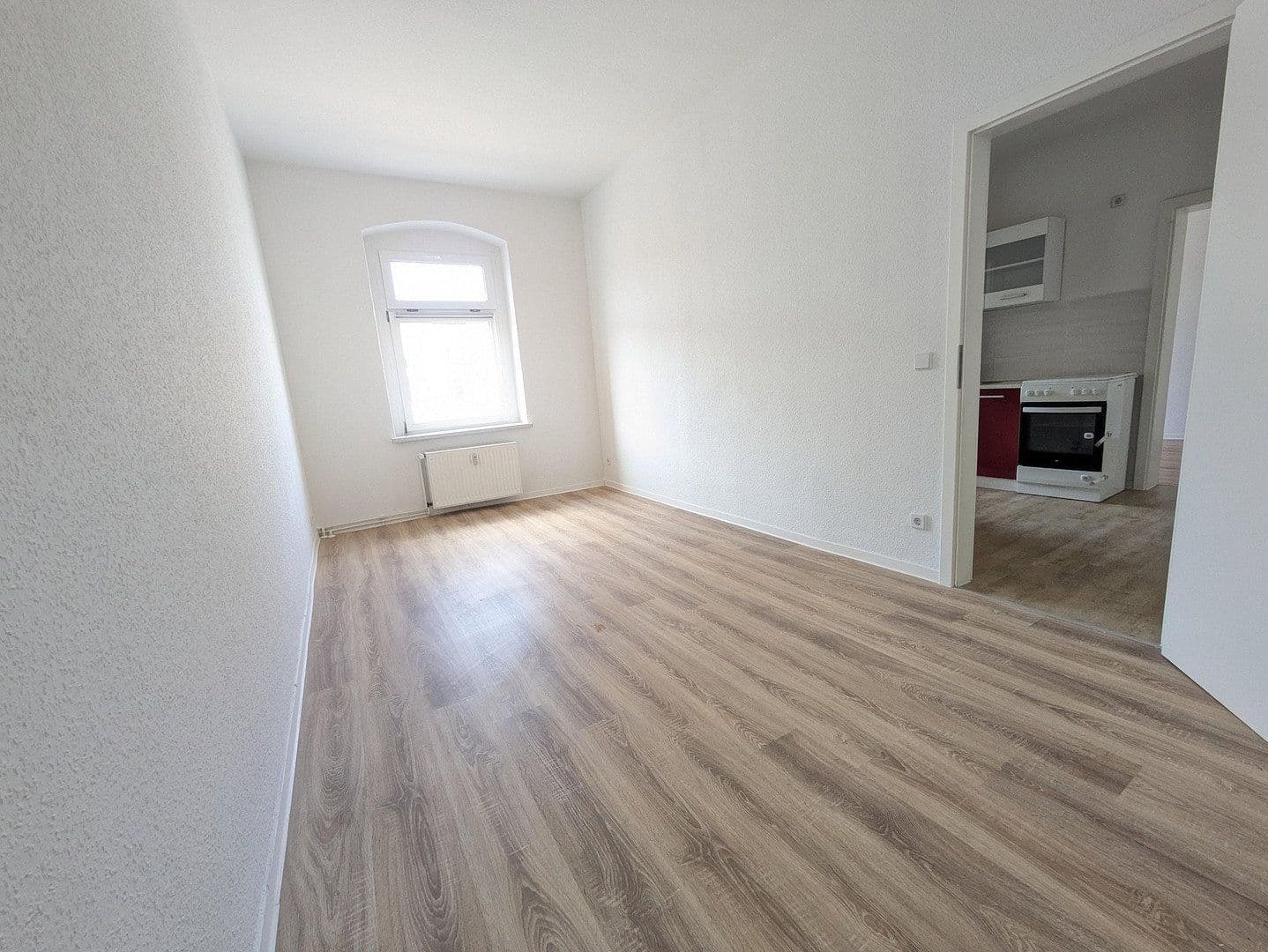 Prenájom bytu 2-izbový 42 m², Sagisdorfer Strasse 7, Halle, Sasko-Anhaltsko Prenájom bytu 2-izbový 42 m², Sagisdorfer Strasse 7, Halle, Sasko-Anhaltsko