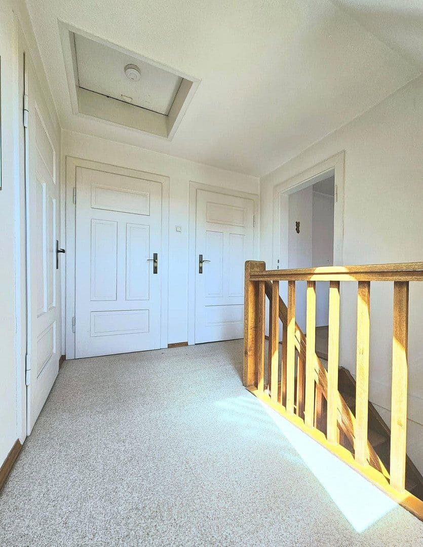 Predaj domu 130 m², pozemok 871 m², Straße der Neuen Zeit 15, Südharz, Sasko-Anhaltsko Predaj domu 130 m², pozemok 871 m², Straße der Neuen Zeit 15, Südharz, Sasko-Anhaltsko