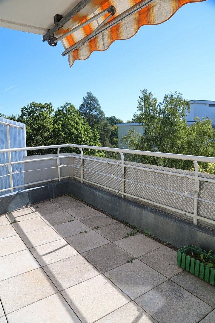 Prenájom bytu 2-izbový 100 m², Taunusstraße 58, Böblingen, Bádensko-Wurttembersko Prenájom bytu 2-izbový 100 m², Taunusstraße 58, Böblingen, Bádensko-Wurttembersko