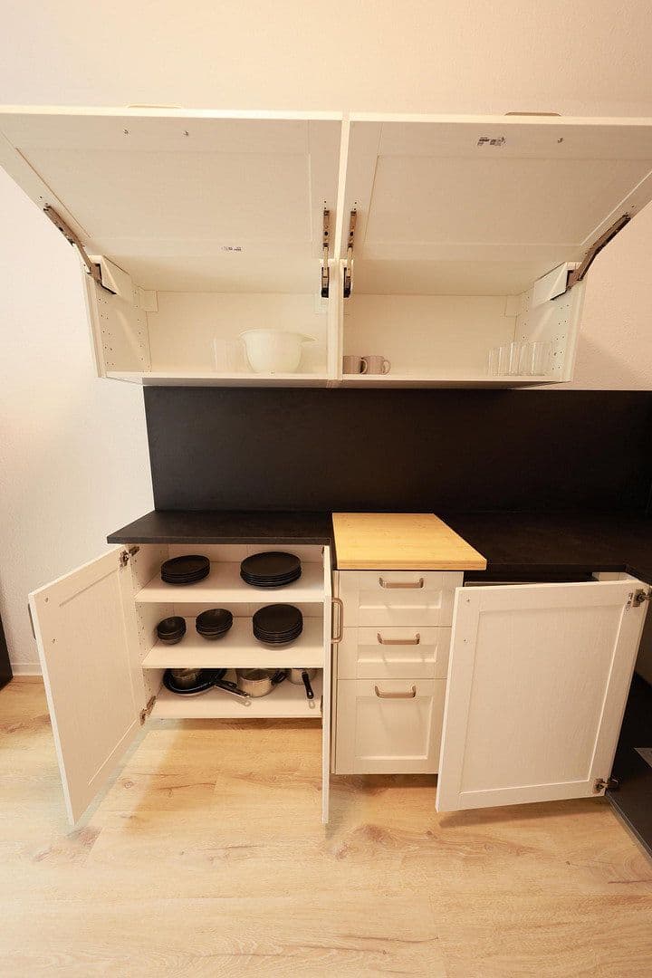 Prenájom bytu 1-izbový 37 m², Rostock, Meklenbursko-Predpomoransko Prenájom bytu 1-izbový 37 m², Rostock, Meklenbursko-Predpomoransko