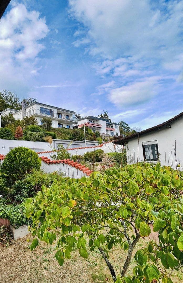 Prenájom domu 135 m², pozemok 587 m², Auf der Hardt 1, Bad Ems, Porýnie-Falcko Prenájom domu 135 m², pozemok 587 m², Auf der Hardt 1, Bad Ems, Porýnie-Falcko