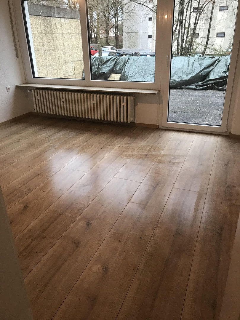 Predaj domu 686 m², pozemok 1.219 m², Postsr 1/3, Gottmadingen, Bádensko-Wurttembersko Predaj domu 686 m², pozemok 1.219 m², Postsr 1/3, Gottmadingen, Bádensko-Wurttembersko