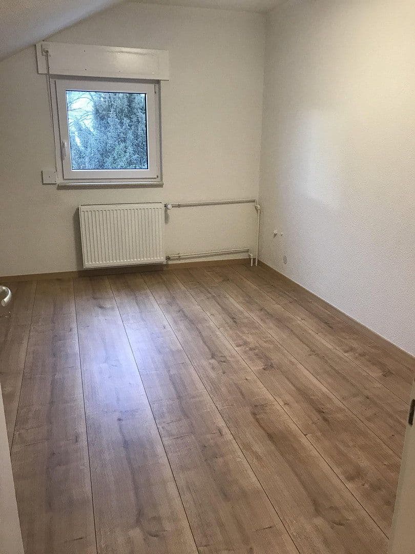 Predaj domu 686 m², pozemok 1.219 m², Postsr 1/3, Gottmadingen, Bádensko-Wurttembersko Predaj domu 686 m², pozemok 1.219 m², Postsr 1/3, Gottmadingen, Bádensko-Wurttembersko