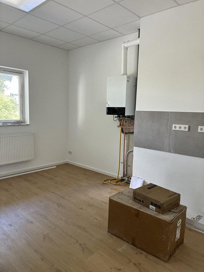 Prenájom nebytového priestoru 140 m², Raiffeisenstraße 14, Remscheid, Severné Porýnie - Westfálsko Prenájom nebytového priestoru 140 m², Raiffeisenstraße 14, Remscheid, Severné Porýnie - Westfálsko