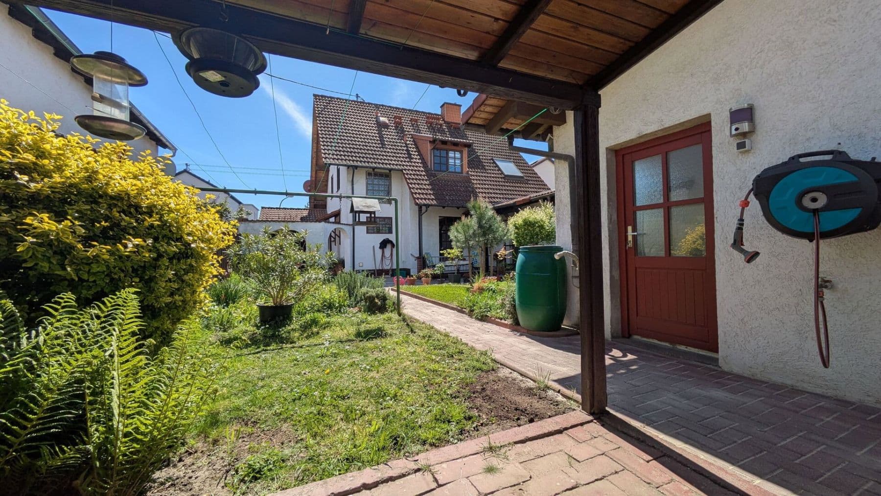 Predaj domu 160 m², pozemok 539 m², Ludwigshafen am Rhein, Porýnie-Falcko Predaj domu 160 m², pozemok 539 m², Ludwigshafen am Rhein, Porýnie-Falcko