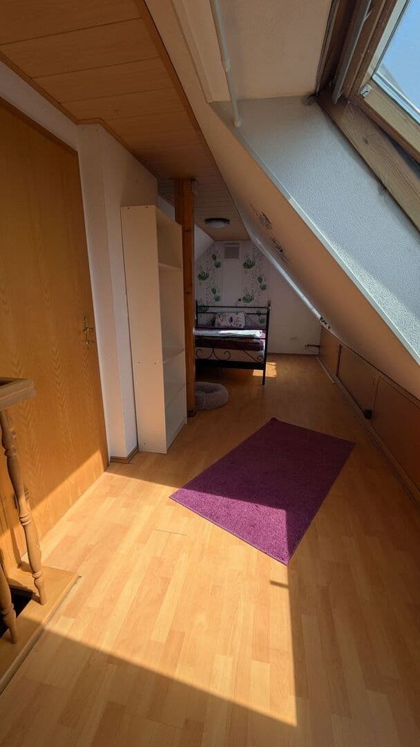 Predaj domu 160 m², pozemok 539 m², Ludwigshafen am Rhein, Porýnie-Falcko Predaj domu 160 m², pozemok 539 m², Ludwigshafen am Rhein, Porýnie-Falcko