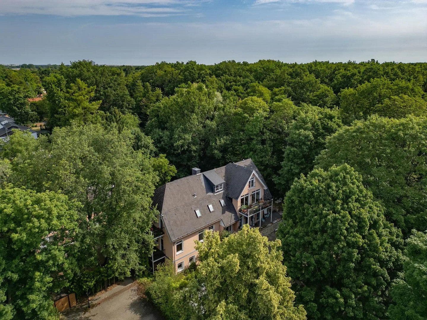 Predaj bytu 4-izbový 151 m², Ekhof str. 27, Berlin-Köpenick, Berlín Predaj bytu 4-izbový 151 m², Ekhof str. 27, Berlin-Köpenick, Berlín