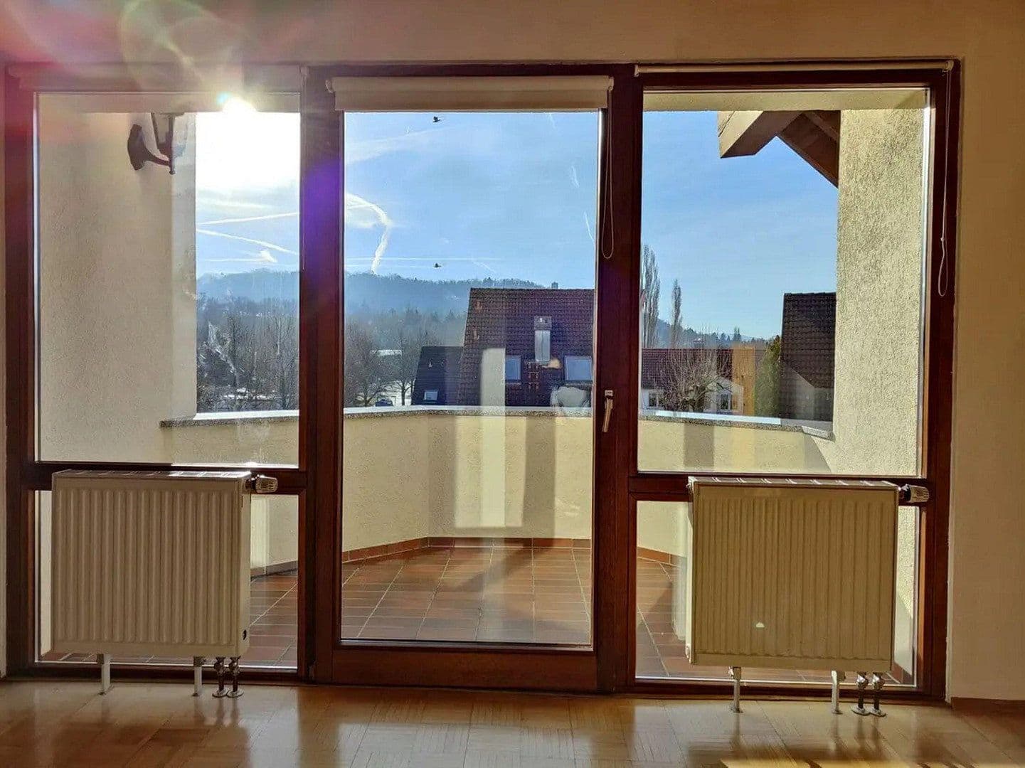 Prenájom bytu 3-izbový 100 m², Karlsruhe, Bádensko-Wurttembersko Prenájom bytu 3-izbový 100 m², Karlsruhe, Bádensko-Wurttembersko