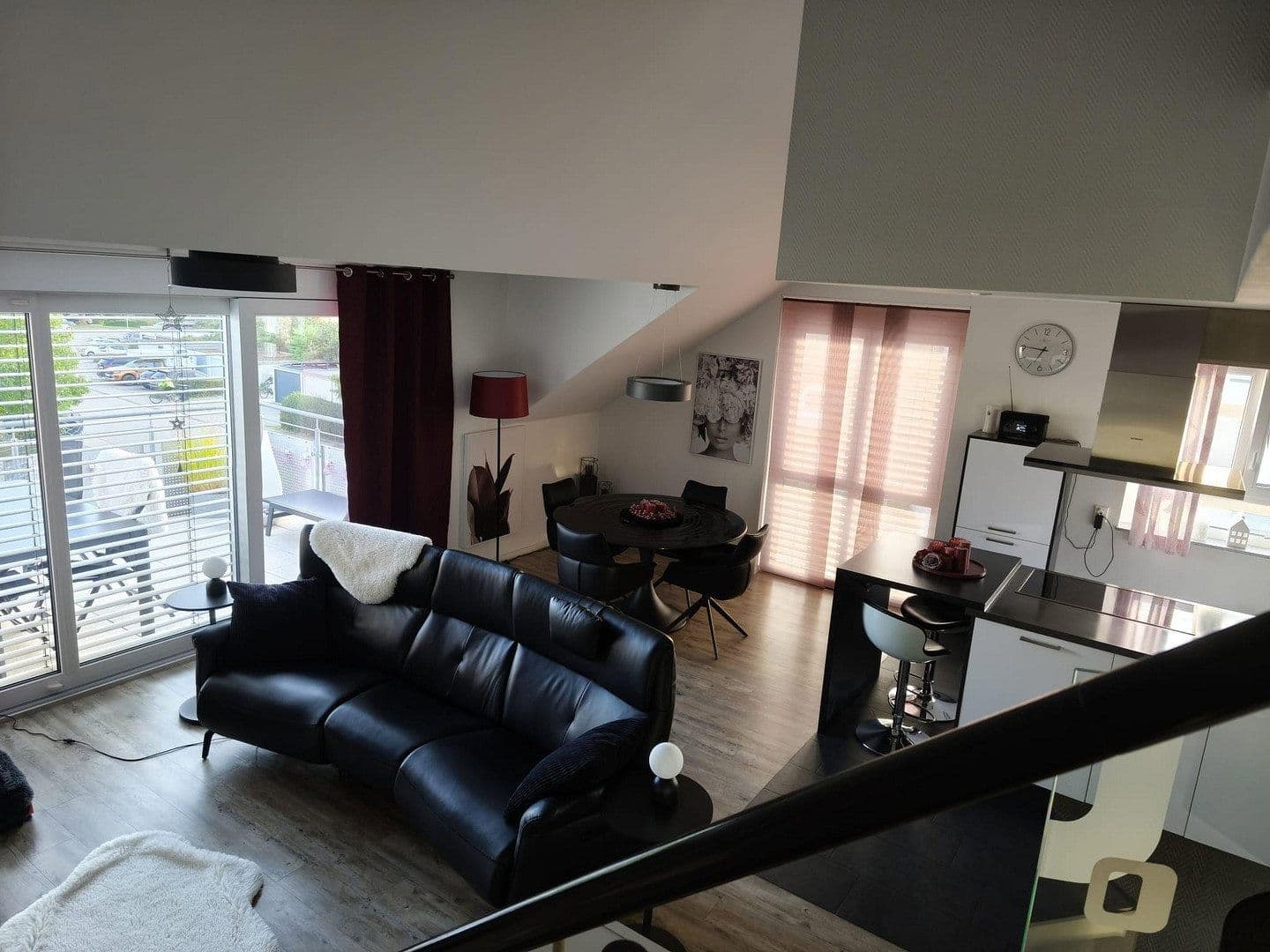 Predaj bytu 4-izbový 109 m², Hofgartenstraße 57, Neuenstadt am Kocher, Bádensko-Wurttembersko Predaj bytu 4-izbový 109 m², Hofgartenstraße 57, Neuenstadt am Kocher, Bádensko-Wurttembersko