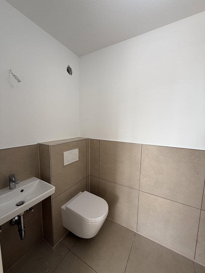 Prenájom bytu 3-izbový 96 m², Mainz, Porýnie-Falcko Prenájom bytu 3-izbový 96 m², Mainz, Porýnie-Falcko