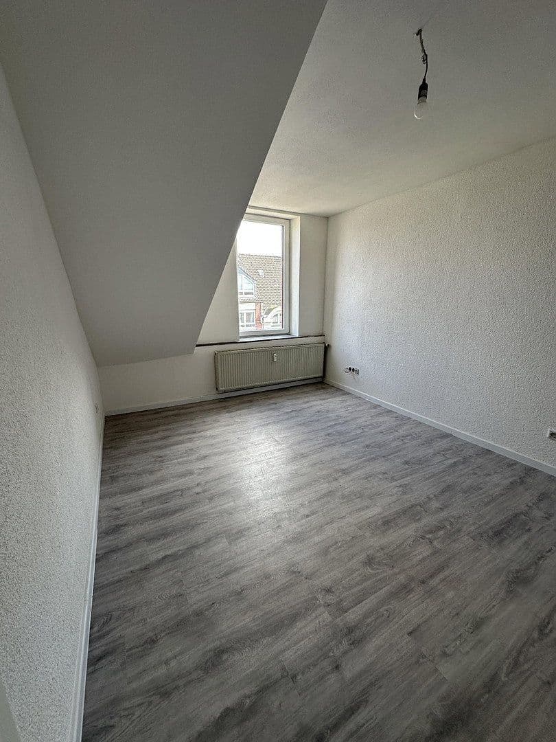 Prenájom bytu 5-izbový 110 m², Gelsenkirchen, Severné Porýnie - Westfálsko Prenájom bytu 5-izbový 110 m², Gelsenkirchen, Severné Porýnie - Westfálsko