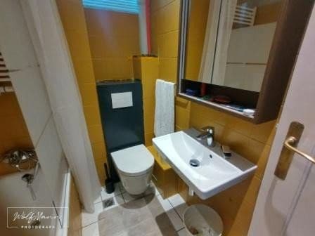 Prenájom bytu 3-izbový 91 m², Berlin, Berlín Prenájom bytu 3-izbový 91 m², Berlin, Berlín