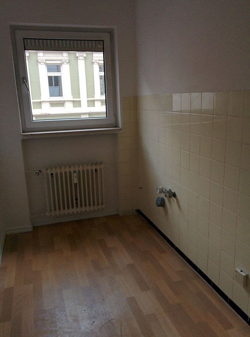 Prenájom bytu 3-izbový 70 m², Bettinastraße 20, Offenbach am Main, Hesensko Prenájom bytu 3-izbový 70 m², Bettinastraße 20, Offenbach am Main, Hesensko