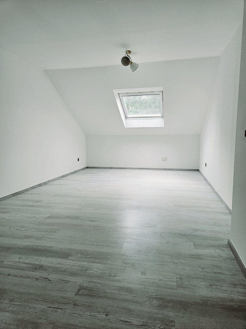 Predaj bytu 4-izbový 105 m², München, Bavorsko Predaj bytu 4-izbový 105 m², München, Bavorsko