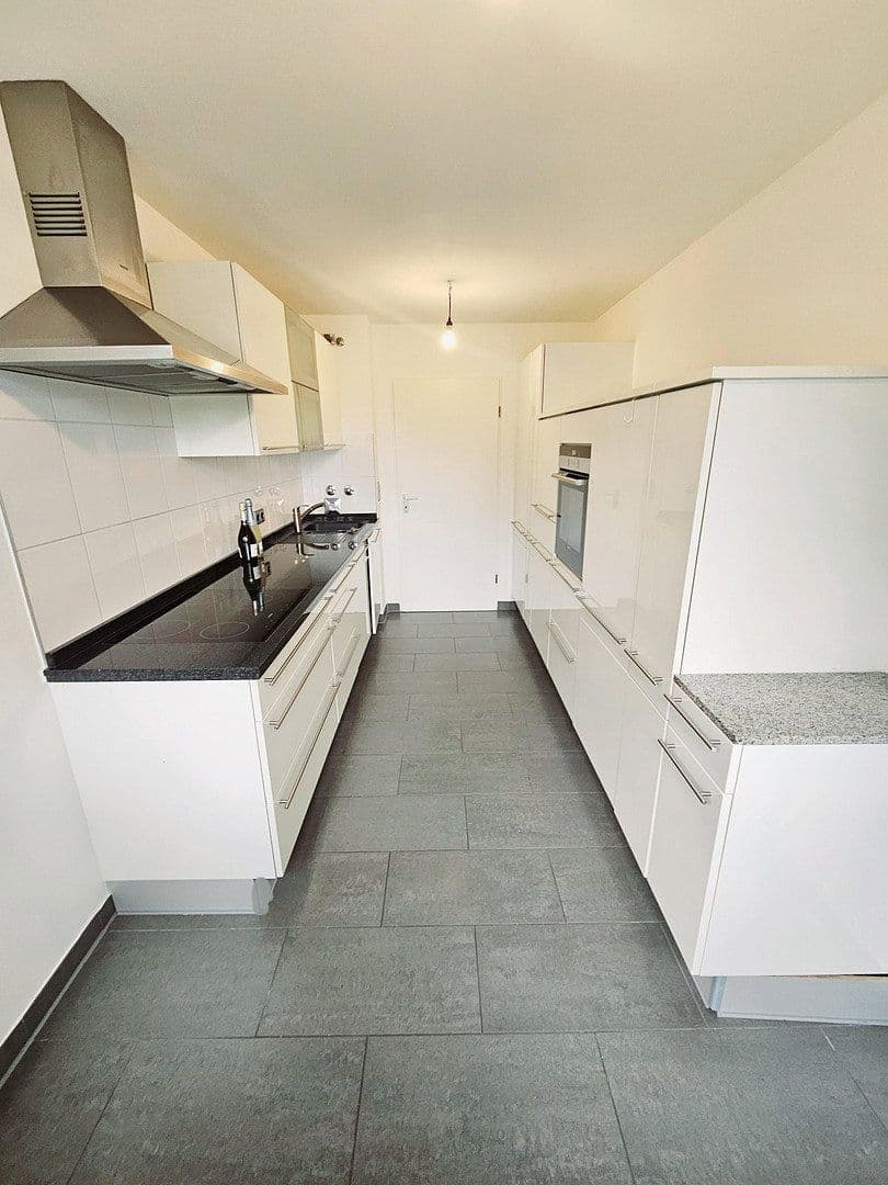 Predaj bytu 4-izbový 105 m², München, Bavorsko Predaj bytu 4-izbový 105 m², München, Bavorsko
