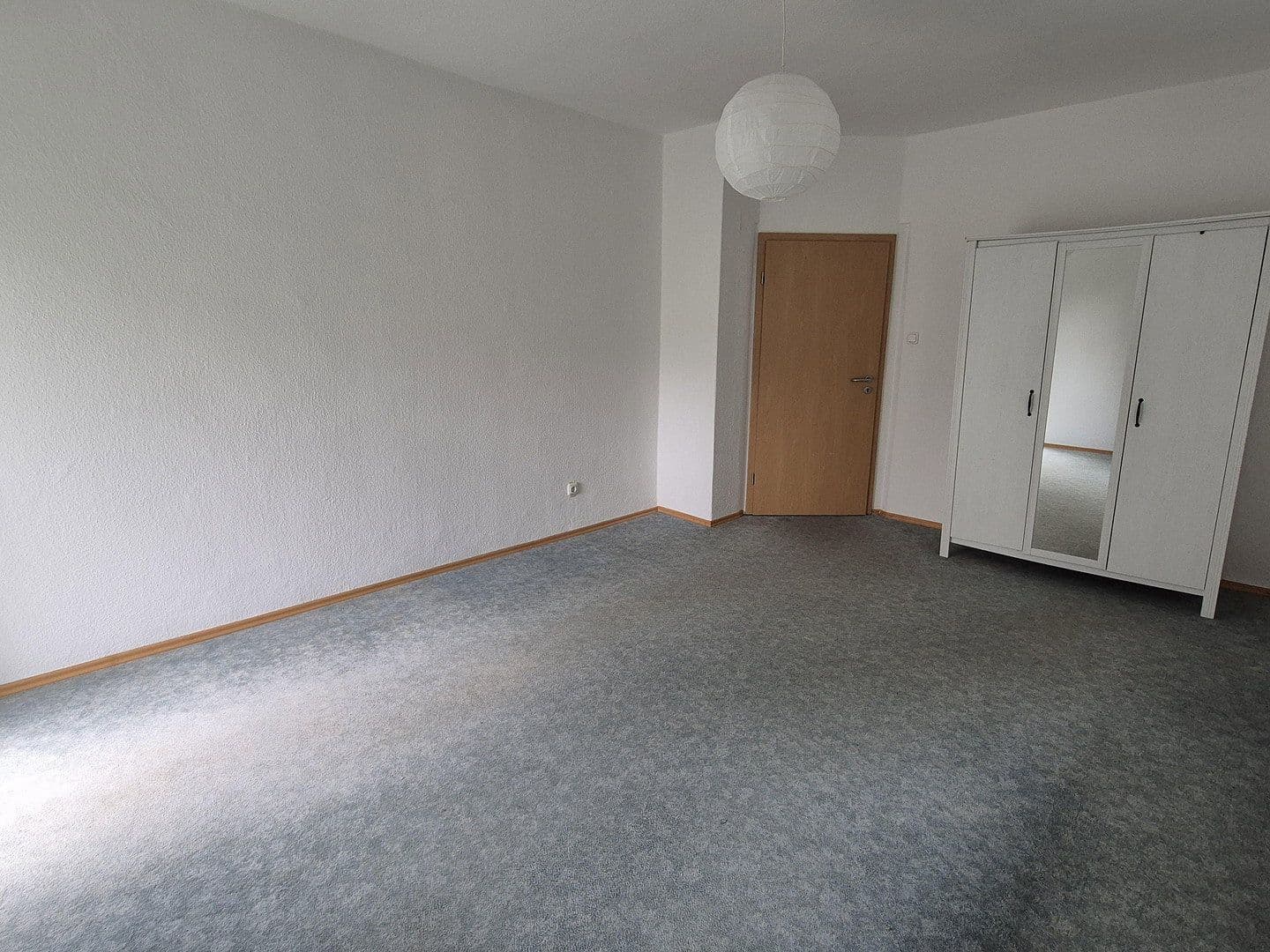 Prenájom bytu 2-izbový 64 m², München, Bavorsko Prenájom bytu 2-izbový 64 m², München, Bavorsko
