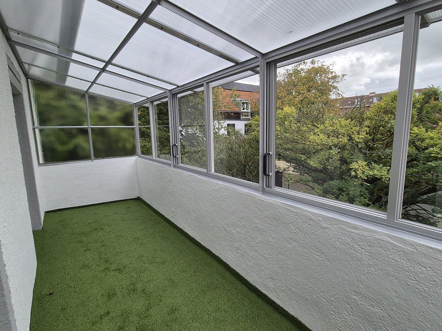 Prenájom bytu 2-izbový 64 m², München, Bavorsko Prenájom bytu 2-izbový 64 m², München, Bavorsko
