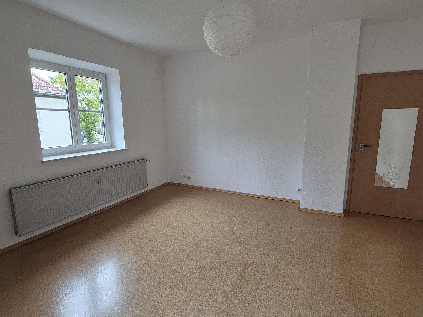 Prenájom bytu 2-izbový 64 m², München, Bavorsko Prenájom bytu 2-izbový 64 m², München, Bavorsko