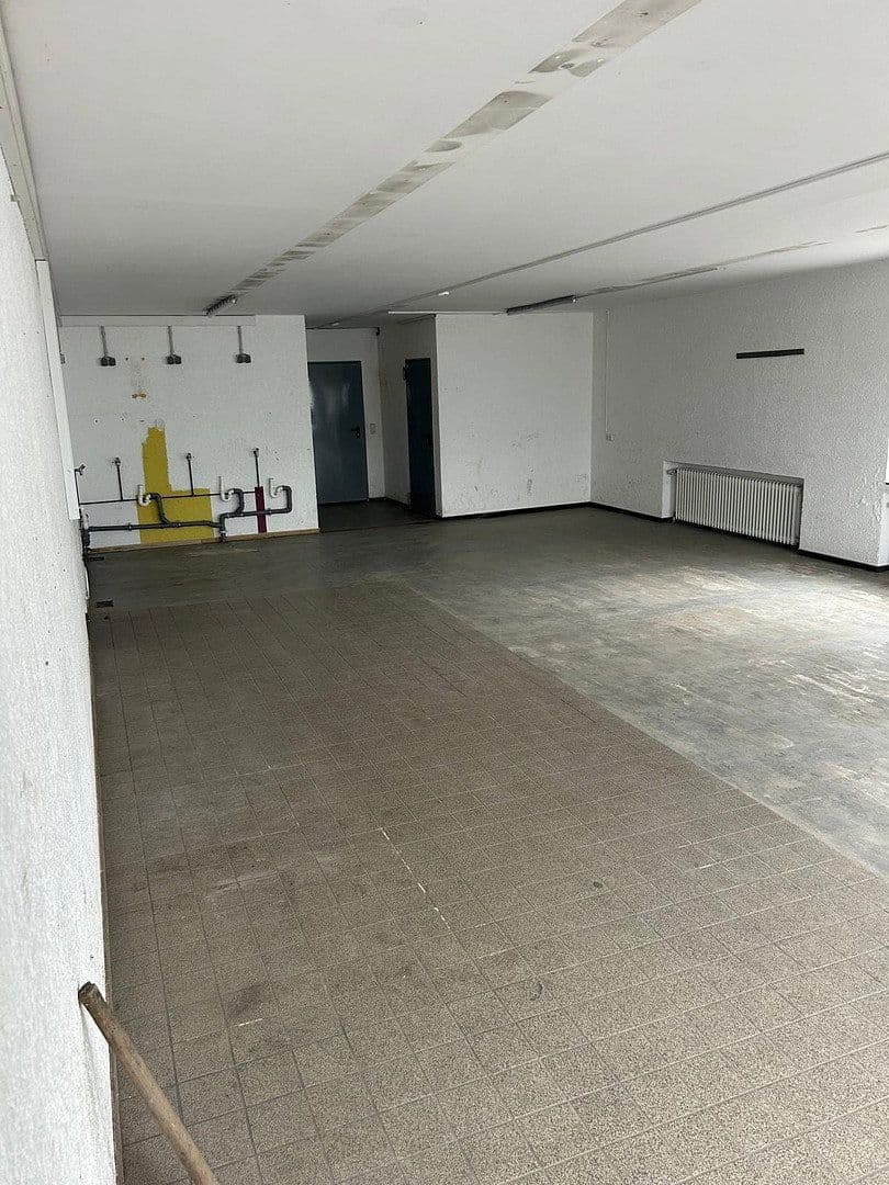 Prenájom nebytového priestoru 1 m², Friedrichkaiserstr. 13, Iserlohn, Severné Porýnie - Westfálsko Prenájom nebytového priestoru 1 m², Friedrichkaiserstr. 13, Iserlohn, Severné Porýnie - Westfálsko