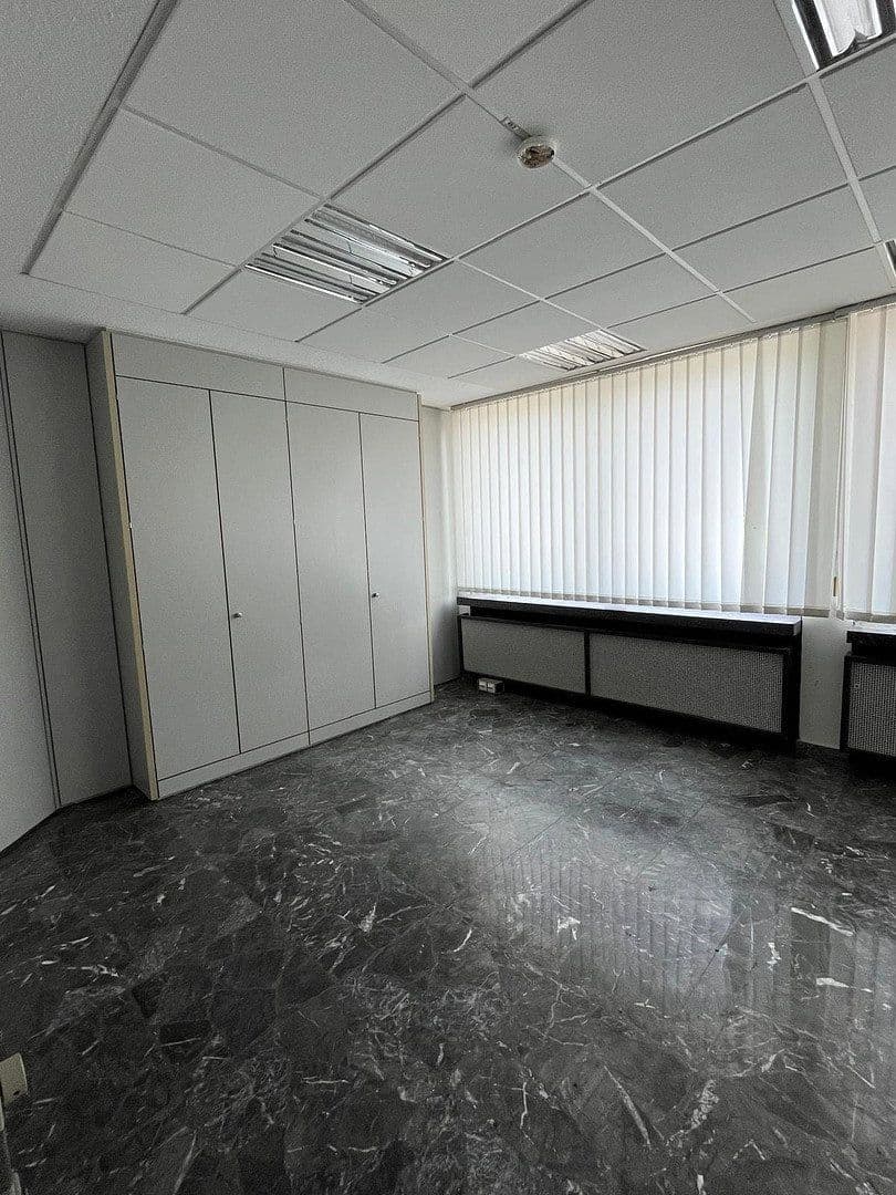 Prenájom nebytového priestoru 1 m², Friedrichkaiserstr. 13, Iserlohn, Severné Porýnie - Westfálsko Prenájom nebytového priestoru 1 m², Friedrichkaiserstr. 13, Iserlohn, Severné Porýnie - Westfálsko