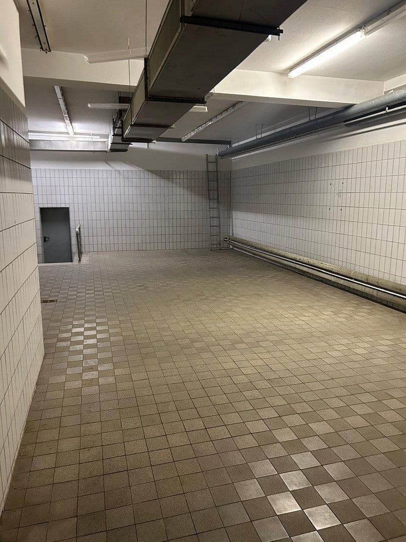 Prenájom nebytového priestoru 1 m², Friedrichkaiserstr. 13, Iserlohn, Severné Porýnie - Westfálsko Prenájom nebytového priestoru 1 m², Friedrichkaiserstr. 13, Iserlohn, Severné Porýnie - Westfálsko