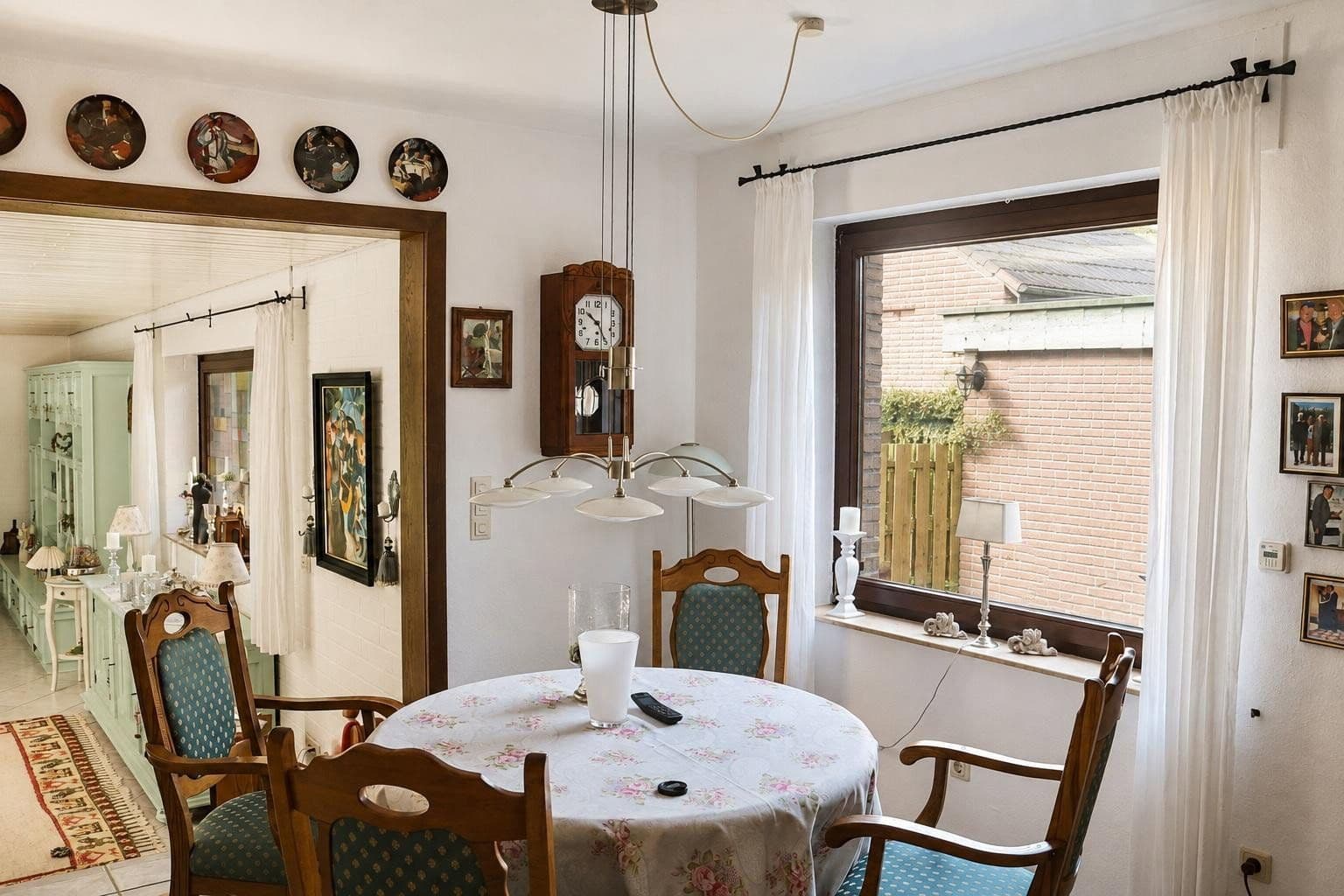 Predaj domu 204 m², pozemok 1.209 m², Hude (Oldenburg), Dolné Sasko Predaj domu 204 m², pozemok 1.209 m², Hude (Oldenburg), Dolné Sasko