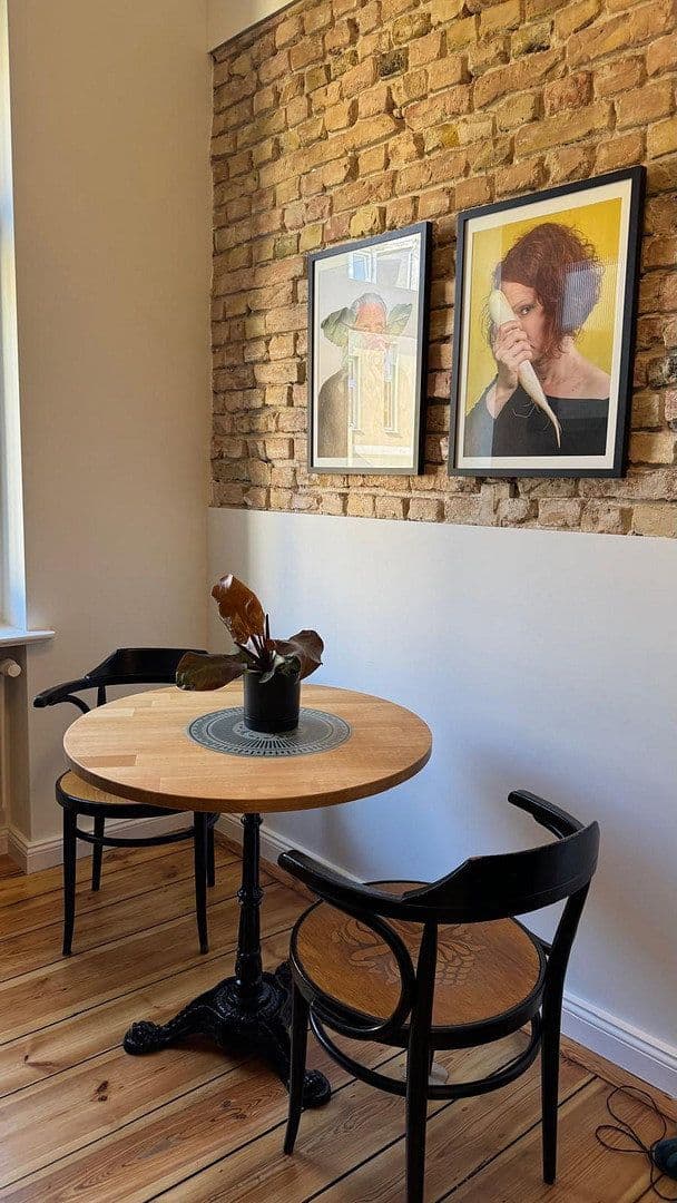 Prenájom bytu 2-izbový 64 m², Berlin, Berlín Prenájom bytu 2-izbový 64 m², Berlin, Berlín