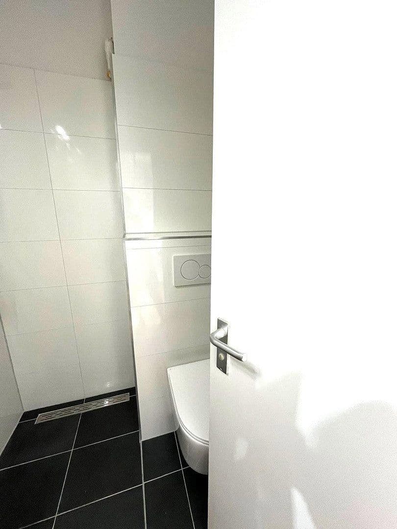 Prenájom bytu 1-izbový 31 m², Hannover, Dolné Sasko Prenájom bytu 1-izbový 31 m², Hannover, Dolné Sasko