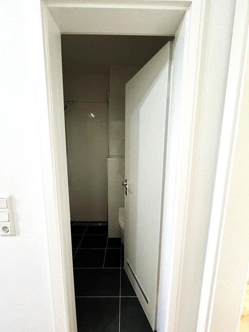Prenájom bytu 1-izbový 31 m², Hannover, Dolné Sasko Prenájom bytu 1-izbový 31 m², Hannover, Dolné Sasko