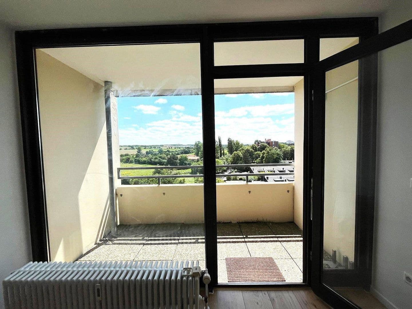 Prenájom bytu 1-izbový 31 m², Hannover, Dolné Sasko Prenájom bytu 1-izbový 31 m², Hannover, Dolné Sasko