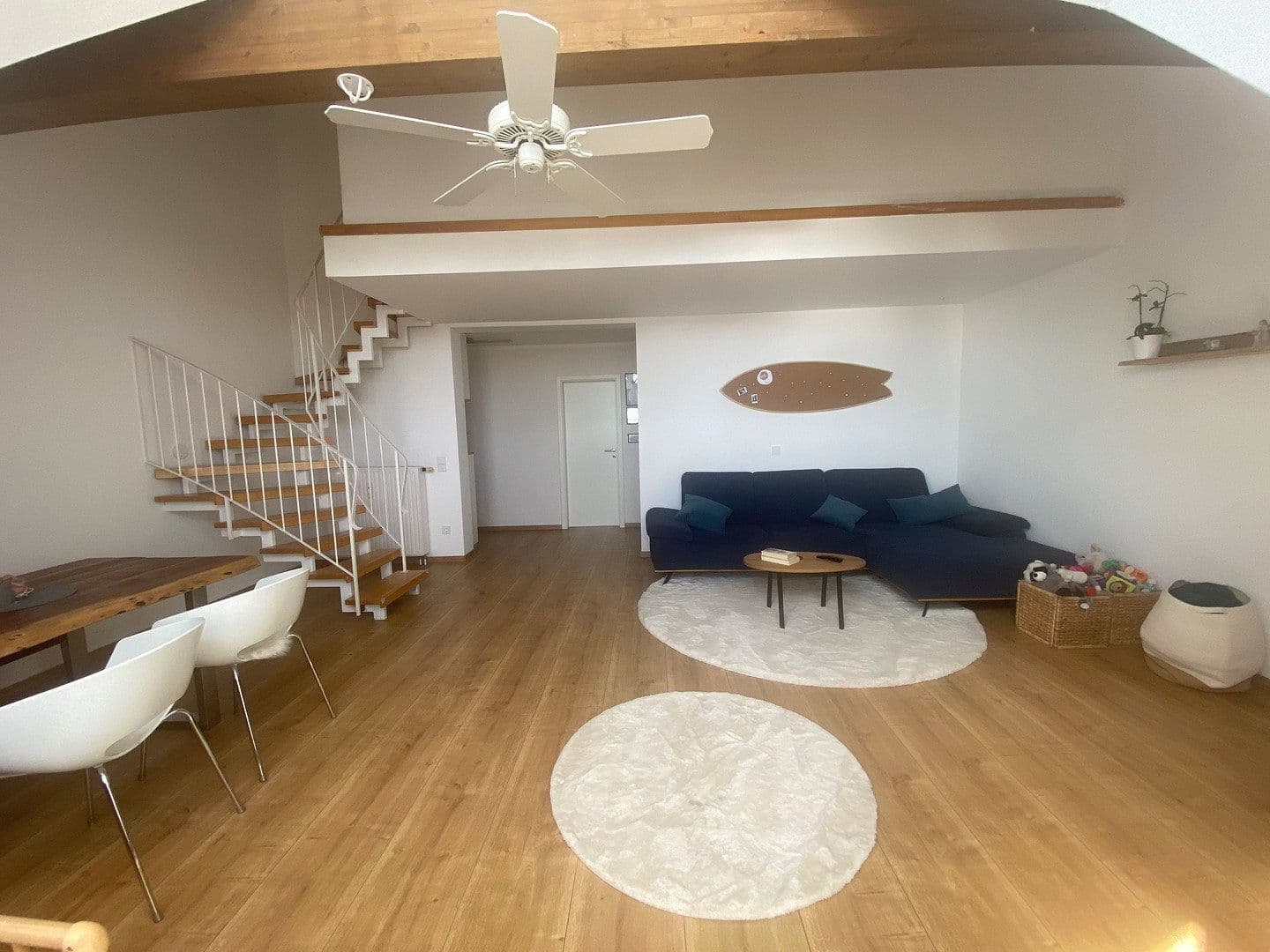 Prenájom bytu 3-izbový 74 m², Sandstr. 5, Weichs, Bavorsko Prenájom bytu 3-izbový 74 m², Sandstr. 5, Weichs, Bavorsko