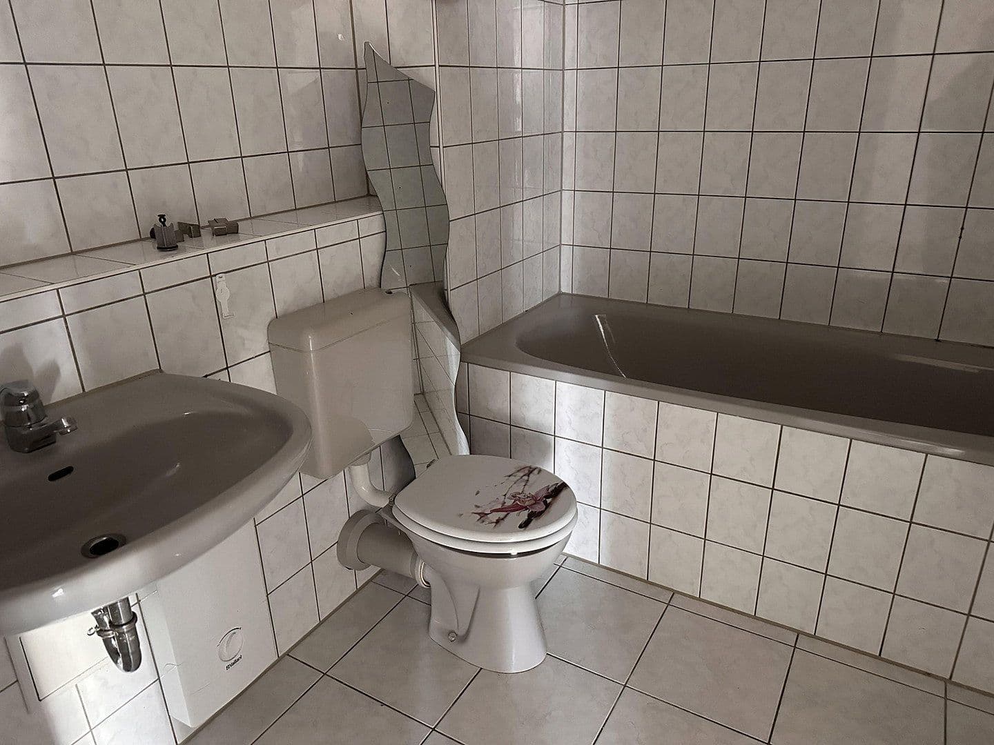 Prenájom bytu 2-izbový 59 m², Burgstr. 44, Leverkusen, Severné Porýnie - Westfálsko Prenájom bytu 2-izbový 59 m², Burgstr. 44, Leverkusen, Severné Porýnie - Westfálsko