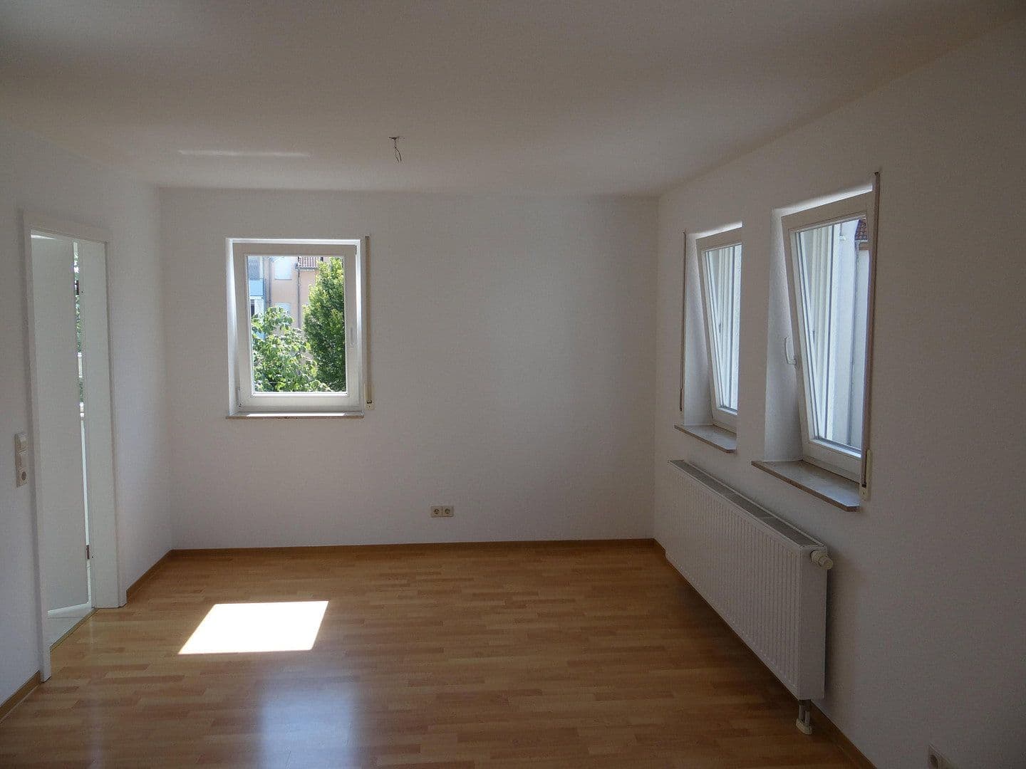 Prenájom bytu 3-izbový 101 m², Überlingerstr. 4, Rottweil, Bádensko-Wurttembersko Prenájom bytu 3-izbový 101 m², Überlingerstr. 4, Rottweil, Bádensko-Wurttembersko