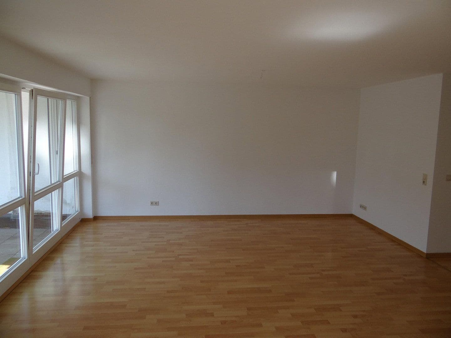 Prenájom bytu 3-izbový 101 m², Überlingerstr. 4, Rottweil, Bádensko-Wurttembersko Prenájom bytu 3-izbový 101 m², Überlingerstr. 4, Rottweil, Bádensko-Wurttembersko