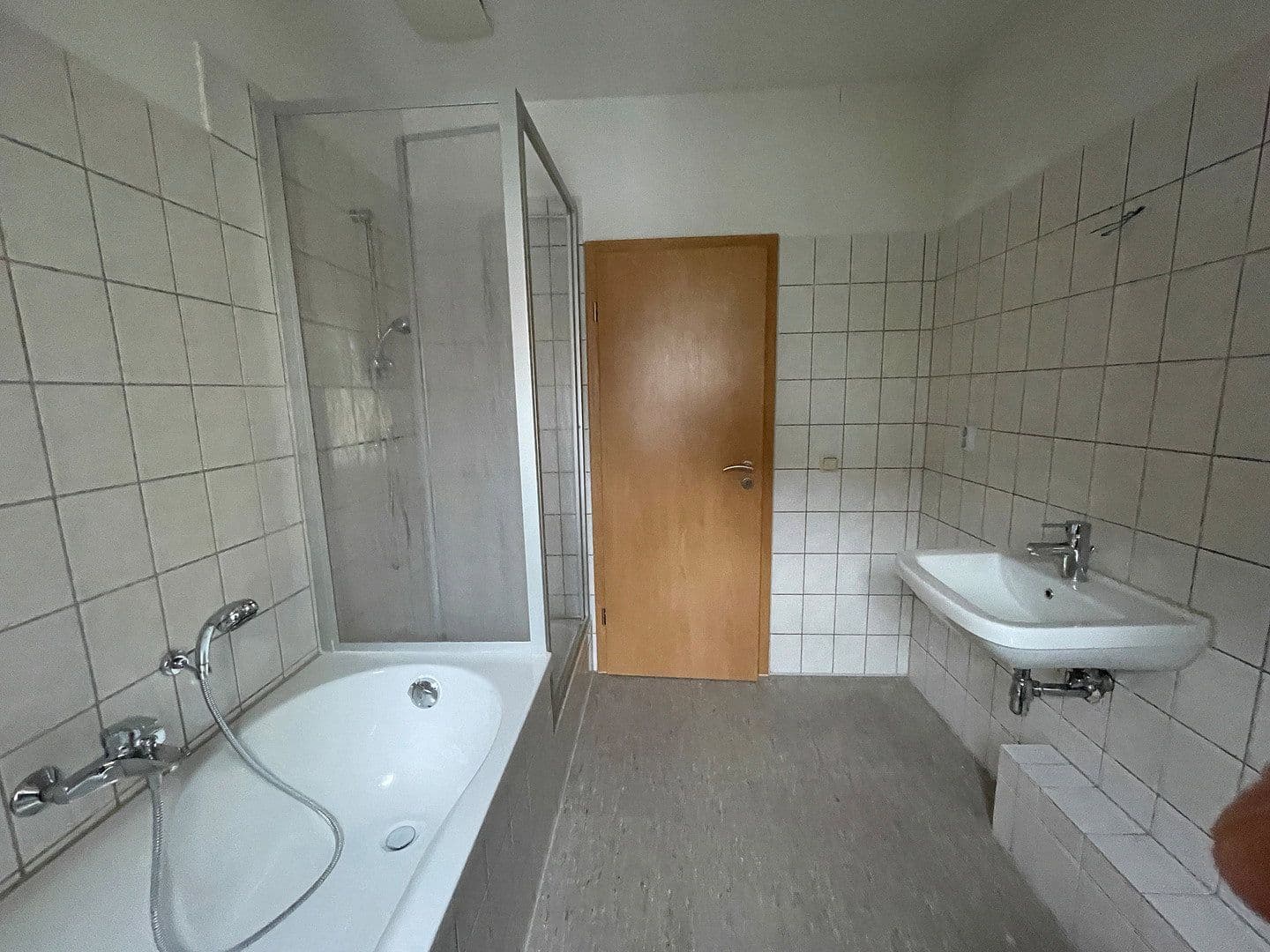 Prenájom bytu 5-izbový 125 m², Charlottenstraße 7, Eisenach, Durínsko Prenájom bytu 5-izbový 125 m², Charlottenstraße 7, Eisenach, Durínsko