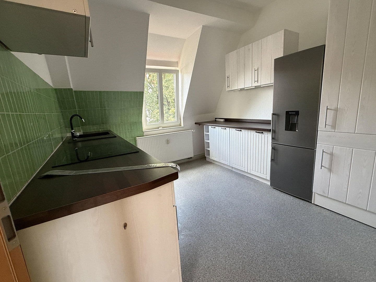 Prenájom bytu 5-izbový 125 m², Charlottenstraße 7, Eisenach, Durínsko Prenájom bytu 5-izbový 125 m², Charlottenstraße 7, Eisenach, Durínsko