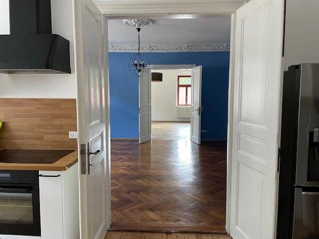 Prenájom bytu 6-izbový 180 m², Roßmäßlerstraße 7, Tharandt, Sasko Prenájom bytu 6-izbový 180 m², Roßmäßlerstraße 7, Tharandt, Sasko